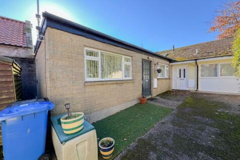 1 bedroom semi-detached bungalow for sale