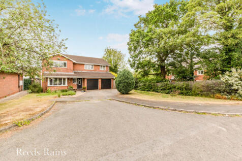 Wolstanholme Close, Cheshire CW12 5 bed detached house for sale