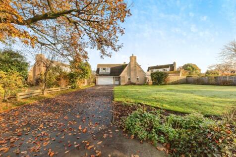 Mill Lane, Crewe CW4 4 bed bungalow for sale