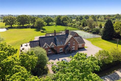 Lower Barnes, Malpas, Cheshire, SY14 5 bed detached house for sale