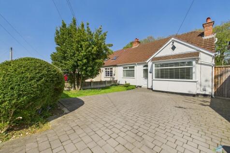 2 bedroom semi-detached bungalow for sale