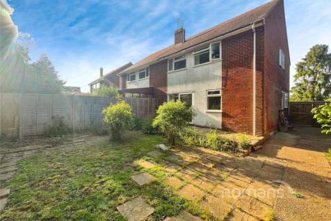 Firs Lane, Maidenhead, Berkshire 4 bed semi
