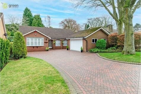 3 bedroom detached bungalow for sale