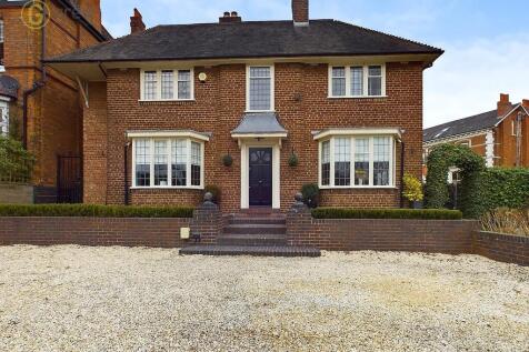 Tudor Hill, Sutton Coldfield B73 4 bed detached house for sale