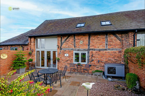 3 bedroom barn conversion for sale