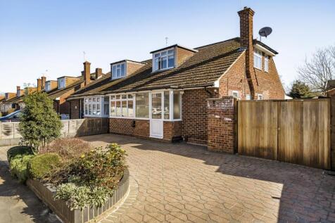 Walpole Road, Old Windsor, Windsor 4 bed semi
