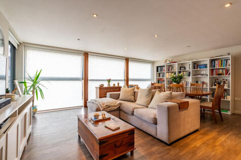 De Novo Place, St. Albans AL1 2 bed apartment for sale