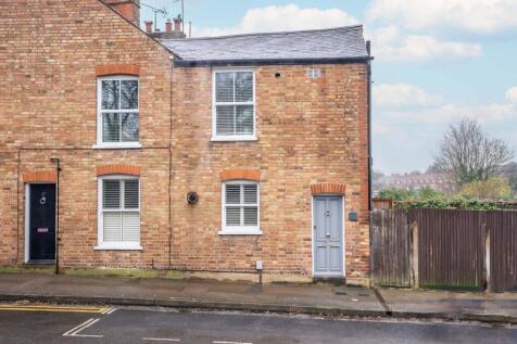Normandy Road, Herts AL3 1 bed maisonette for sale