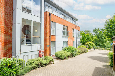 Charrington Place, Hertfordshire AL1 2 bed apartment for sale