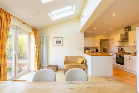 Waverley Road, Hertfordshire AL3 4 bed detached house for sale