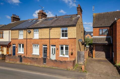 Castle Road, Hertfordshire AL1 3 bed end of terrace house for sale