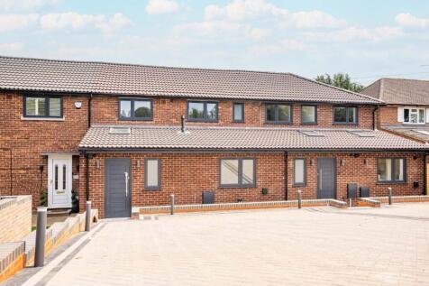 Batchwood Drive, Hertfordshire AL3 3 bed terraced house for sale