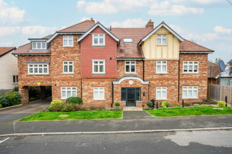 Cross Way, Hertfordshire AL5 2 bed apartment for sale