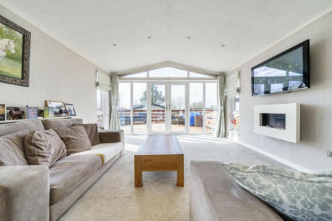 2 bedroom detached house for sale