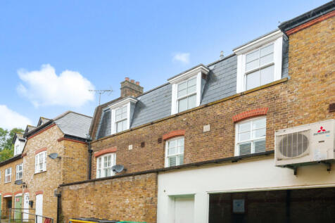 South Street, Hertfordshire CM23 1 bed apartment for sale