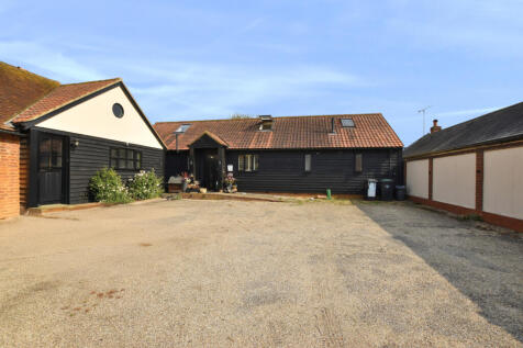 High Street, Dunmow CM6 4 bed bungalow for sale