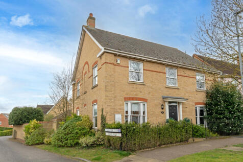 Baynard Avenue, Dunmow CM6 4 bed link detached house for sale