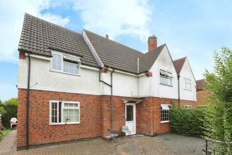 7 bedroom semi-detached house for sale