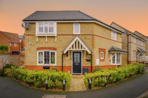 3 bedroom detached house for sale
