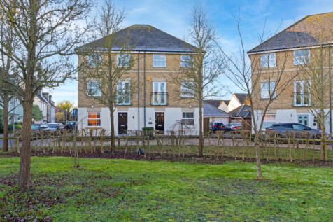 Chapel Fields, Takeley CM22 4 bed terraced house for sale