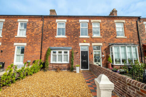 West Cliffe, Lytham, FY8 4 bed terraced house for sale