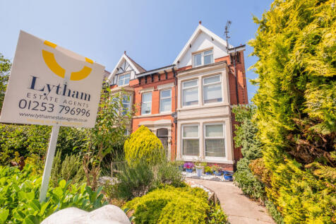 31 Victoria Road, Lytham St. Annes... 5 bed end of terrace house for sale