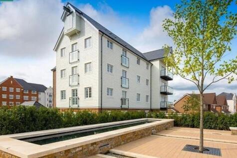Arundale Walk, Horsham, RH12 2 bed apartment for sale