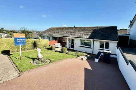 2 bedroom semi-detached bungalow for sale