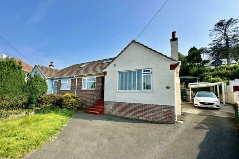 3 bedroom semi-detached bungalow for sale