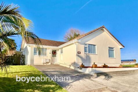 2 bedroom detached bungalow for sale