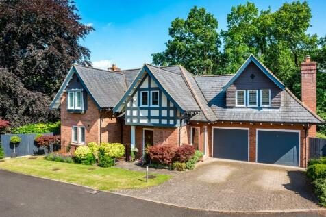 5 bedroom detached house for sale