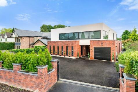 5 bedroom detached house for sale