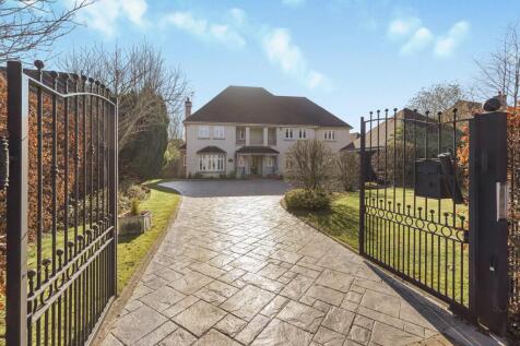 5 bedroom detached house for sale
