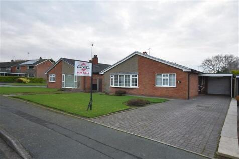 2 bedroom detached bungalow for sale