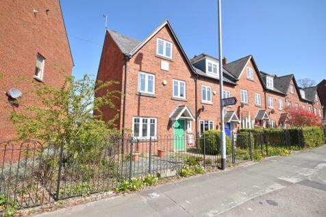3 bedroom end of terrace house for sale