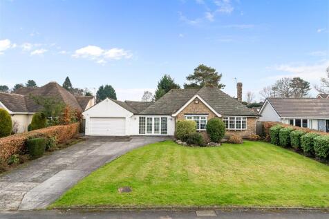 3 bedroom detached bungalow for sale