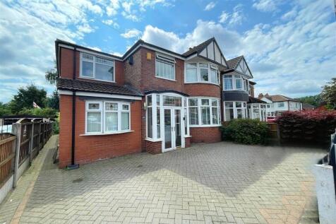 4 bedroom semi-detached house for sale