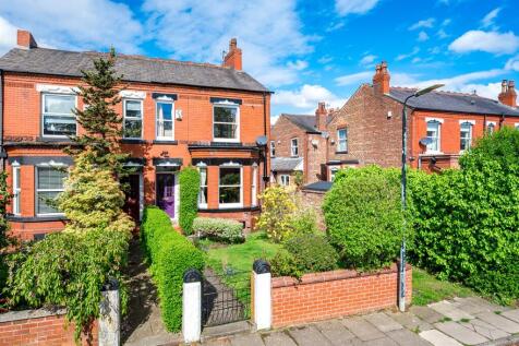4 bedroom semi-detached house for sale