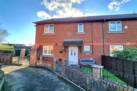 4 bedroom mews property for sale