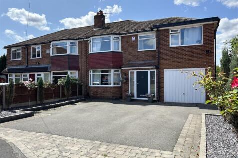 4 bedroom semi-detached house for sale