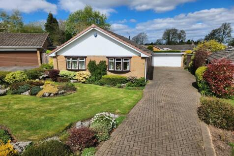 3 bedroom detached bungalow for sale