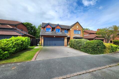 5 bedroom detached house for sale