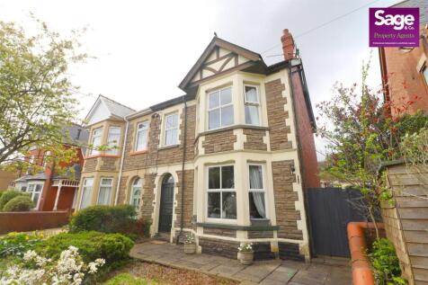 4 bedroom semi-detached house for sale