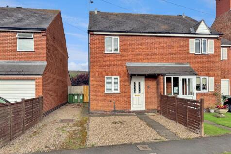 2 bedroom semi-detached house for sale