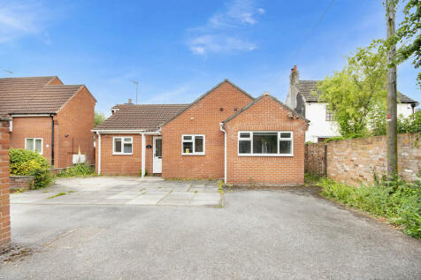 3 bedroom detached bungalow for sale