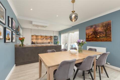 21 Craigmount Avenue, Craigmount... 5 bed terraced house for sale
