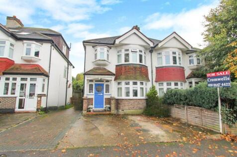 Bute Gardens West, Wallington SM6 3 bed semi