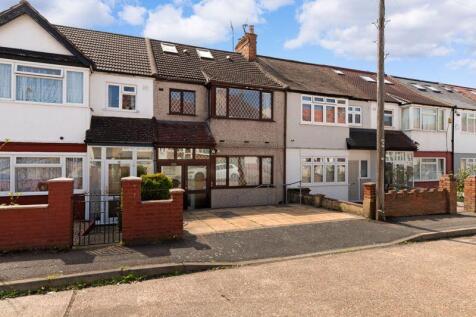 Burford Road, Sutton 4 bed terraced house for sale