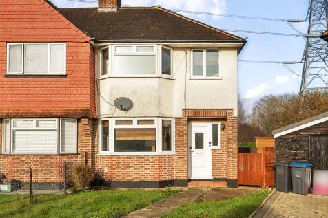 Kingshill Avenue, Worcester Park KT4 3 bed house for sale