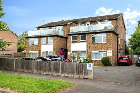 The Avenue, Surrey KT4 1 bed apartment for sale